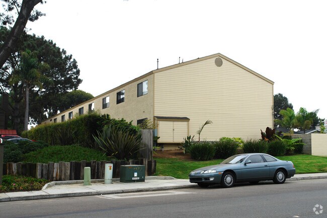 Coastal Community in Encinitas photo 3