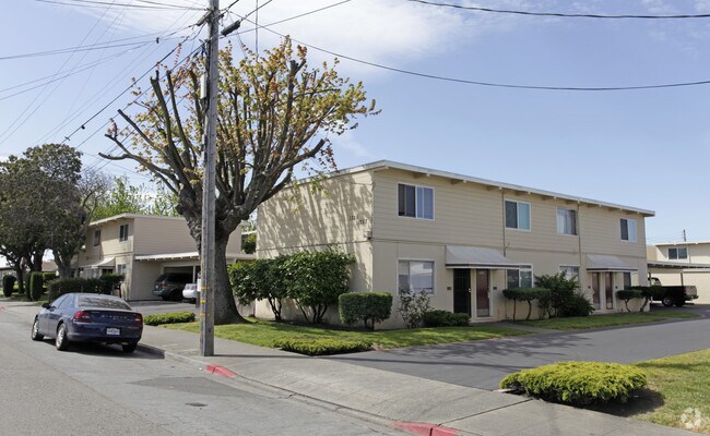 1725 Orchard Avenue, San Leandro, CA 94577 photo 3