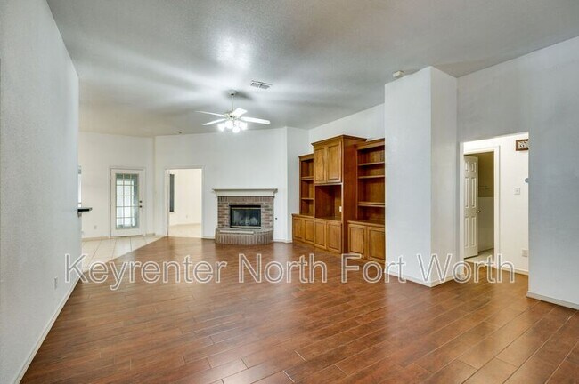 6812 Cold Water Canyon Rd Fort Worth, TX 76132 photo 4