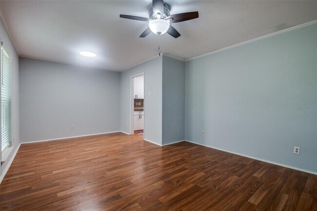 1840 Paxton Drive, Carrollton, TX 75007 photo 5