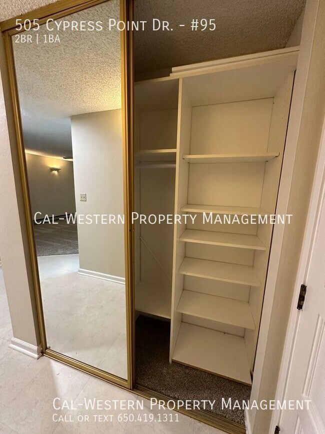 505 Cypress Point Dr Mountain View, CA 94043 photo 4