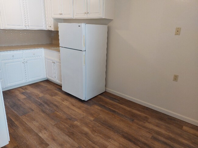 Cheri Lin Apartments photo 3
