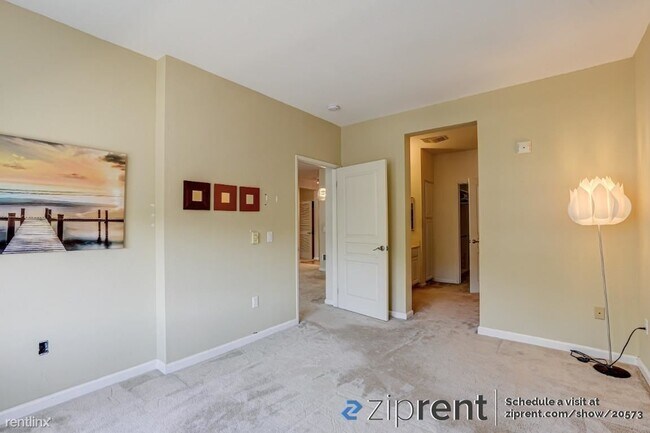 1 Crescent Way San Francisco, CA 94134 photo 5