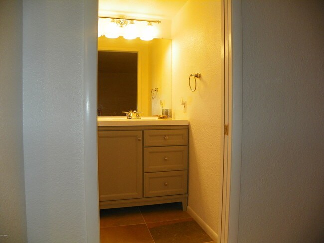 6032 N 77th Pl Scottsdale, AZ 85250 photo 4