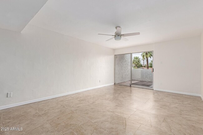 3314 N 68th St Scottsdale, AZ 85251 photo 2