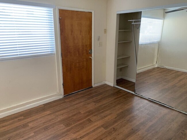 12225 Woodside Ave Lakeside, CA 92040 photo 4