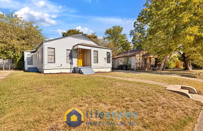 2245 East Overton Road, Dallas, TX 75216 photo 3