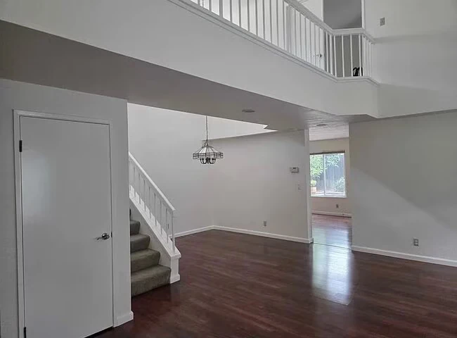 1302 Araujo St San Jose, CA 95131 photo 5