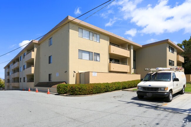 1280 El Camino Real, Millbrae, CA 94030 photo 3