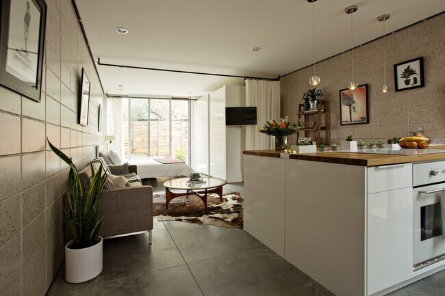 White Stone Studios photo 4