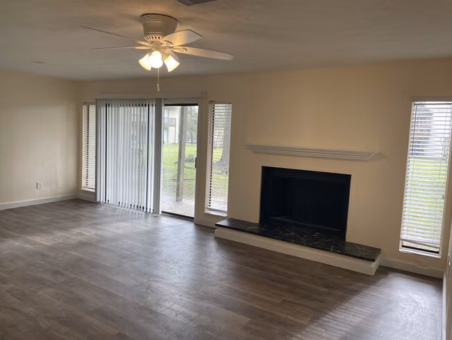 15919 Golf Club Dr Crosby, TX 77532 photo 5