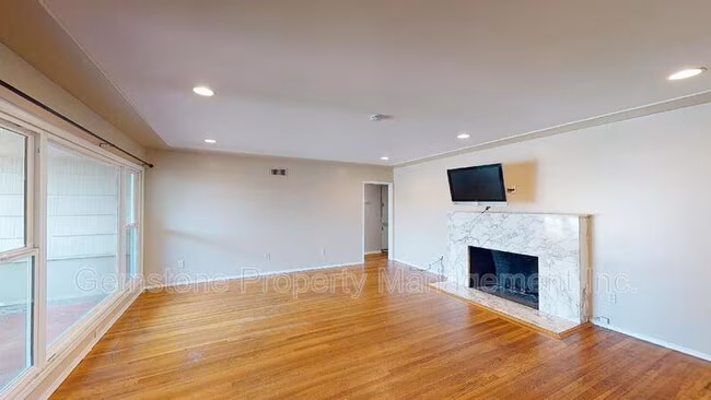 4947 63rd St San Diego, CA 92115 photo 4