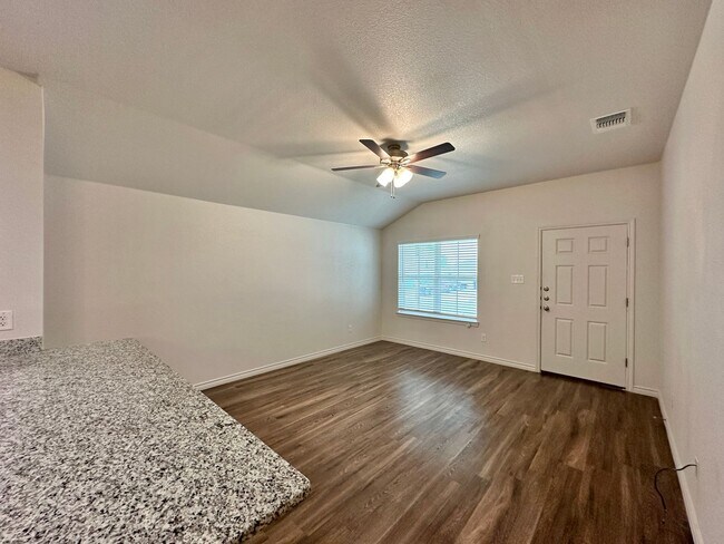 1712 Clovis Dr Copperas Cove, TX 76522 photo 4
