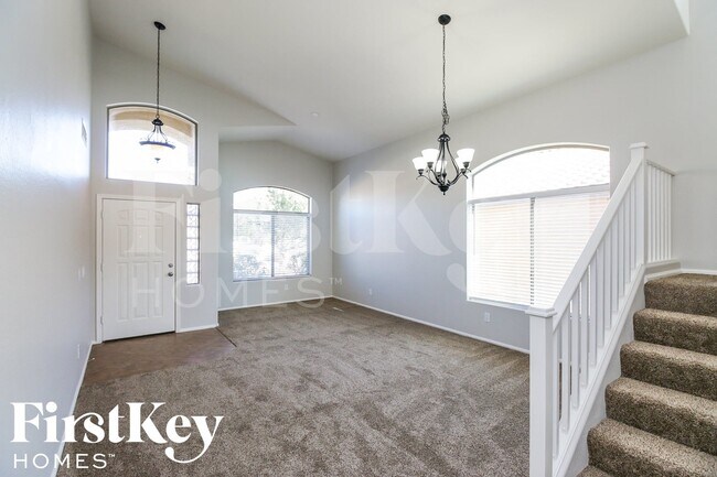 38240 N Sandy Dr San Tan Valley, AZ 85140 photo 3