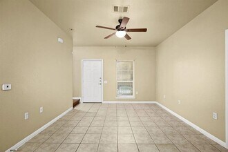 1812 Maple Ave Austin, TX 78702 photo 3