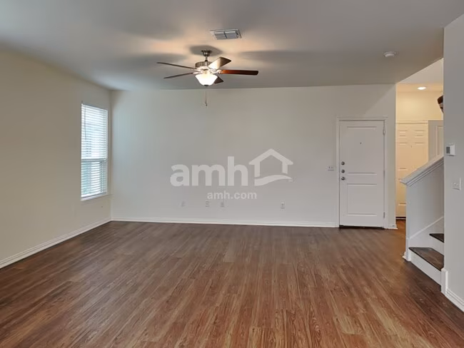 188 Pebble Creek Run New Braunfels, TX 78130 photo 5