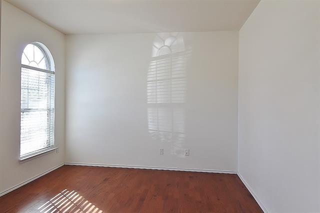 10125 Sourwood Drive, Fort Worth, TX 76244 photo 3