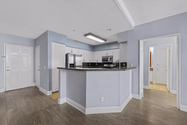 12372 Carmel Country Rd San Diego, CA 92130 photo 3