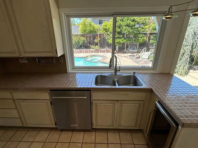 913 Reed Avenue, Sunnyvale, CA 94086 photo 4
