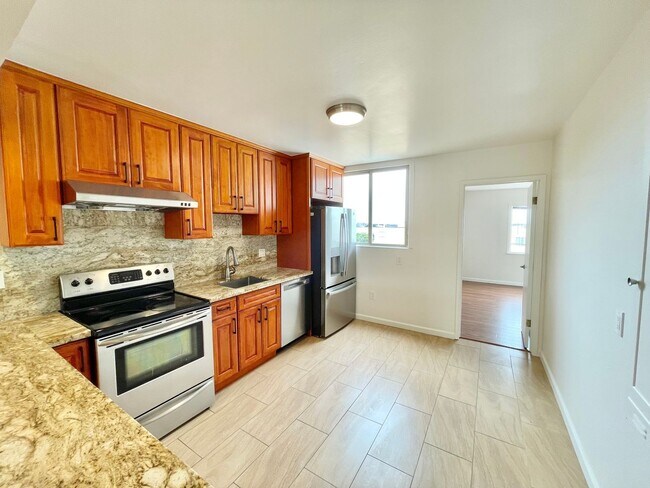 2663 42nd Avenue, San Francisco, CA 94116 photo 3