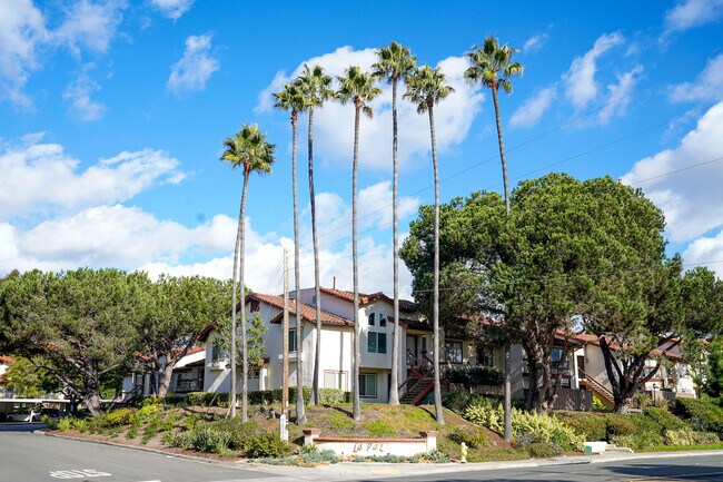4095 Rosenda Ct San Diego, CA 92122 photo 4