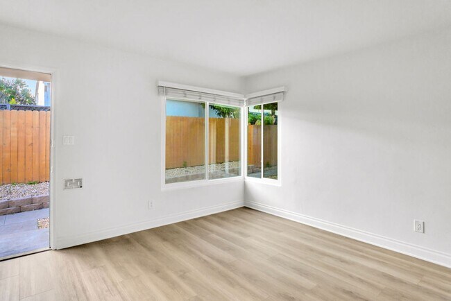 2009-13 Diamond St San Diego, CA 92109 photo 4
