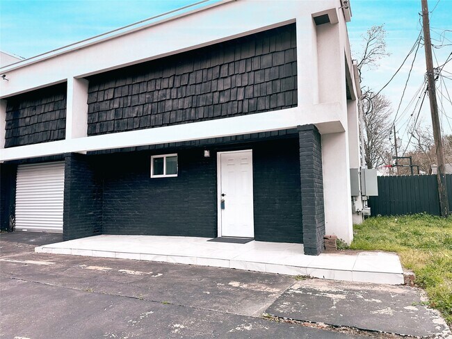 4802 Elser Street, Houston, TX 77009 photo 2