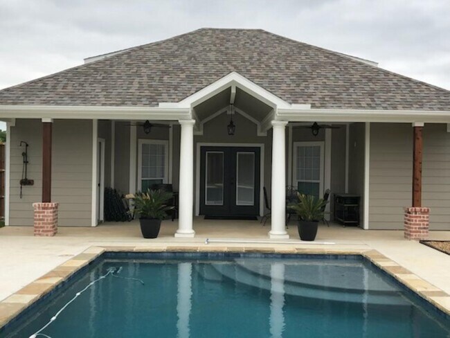 4275 Old Thomas Road, Aubrey, TX 76227 photo 2