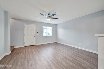 5010 N 22nd Ave Phoenix, AZ 85015 photo 3