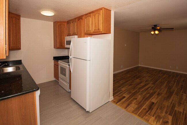 829 Blair Avenue, Sunnyvale, CA 94087 photo 2