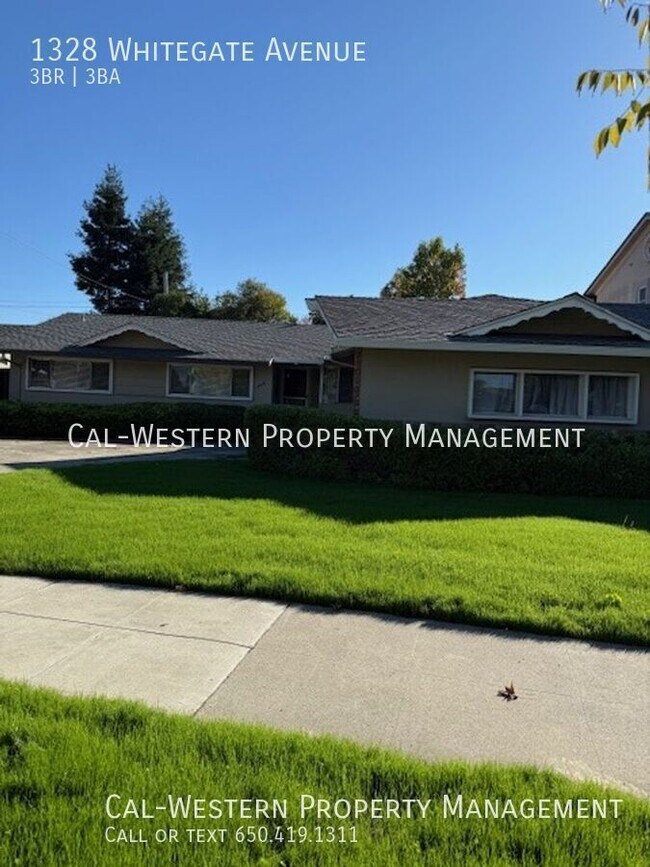3 Bedroom, 2.5 Bath Single Family Home photo 2