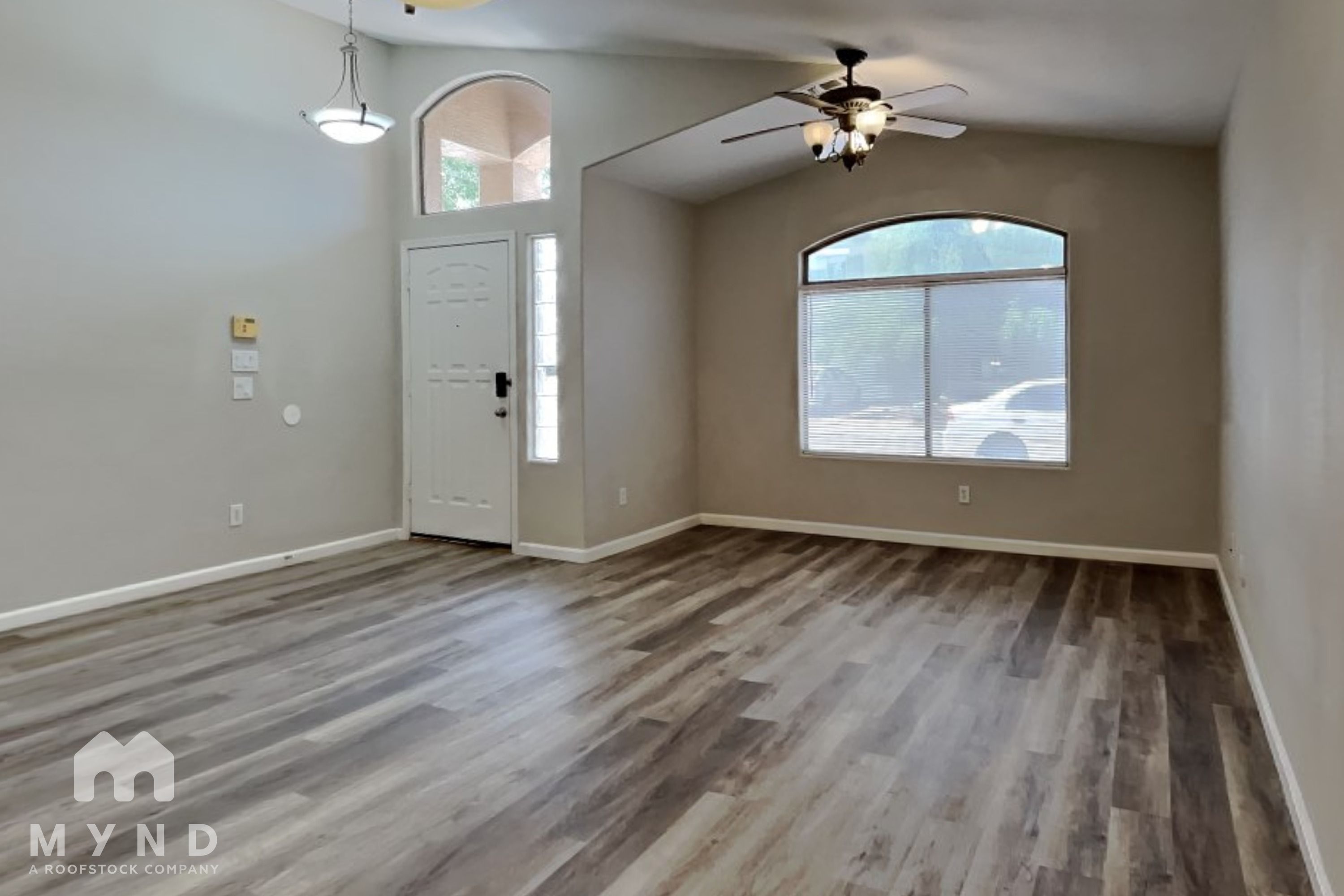 714 E Lovegrass Dr San Tan Valley, AZ 85143 photo 4