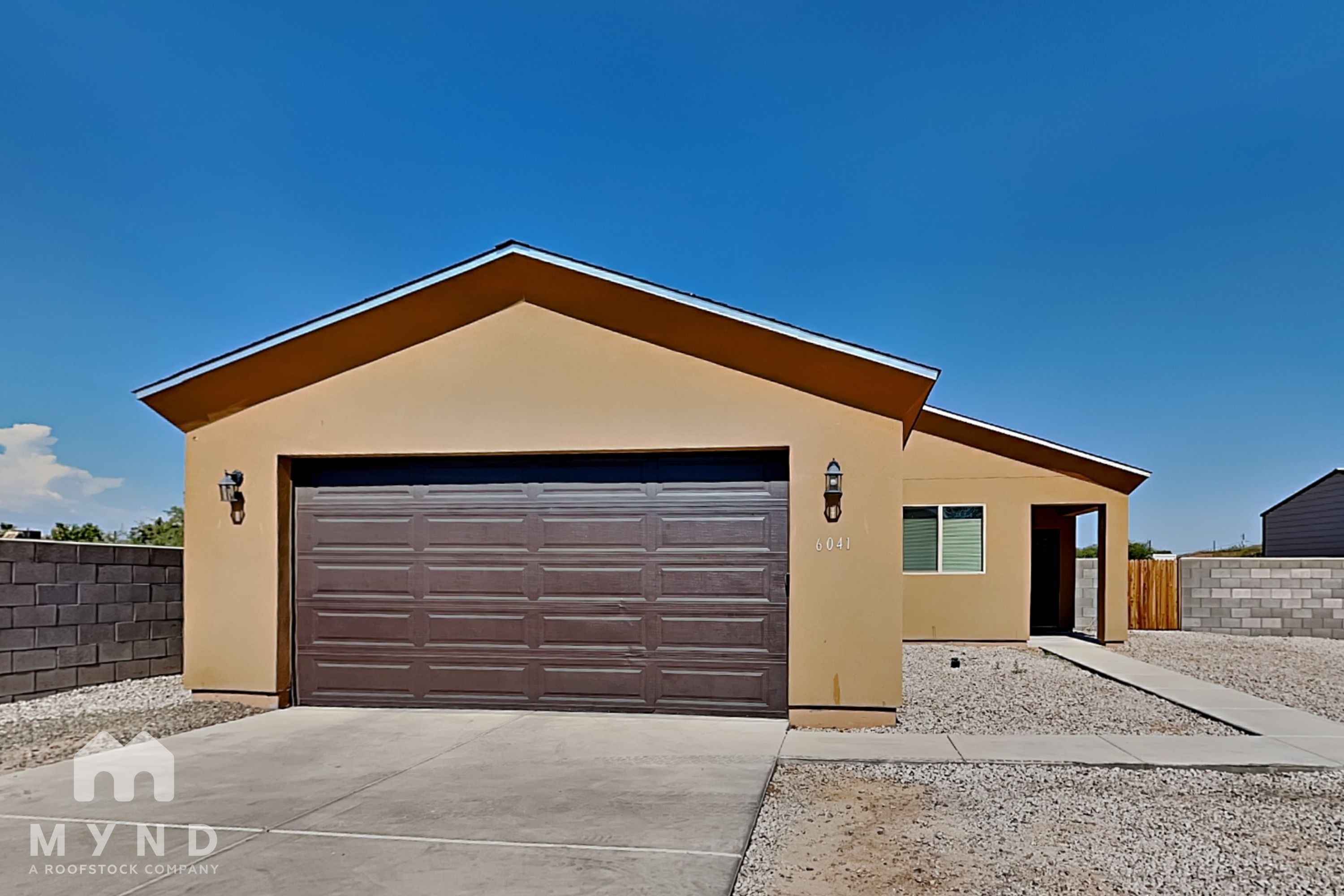 6041 S 8th Pl Phoenix, AZ 85042 photo 3