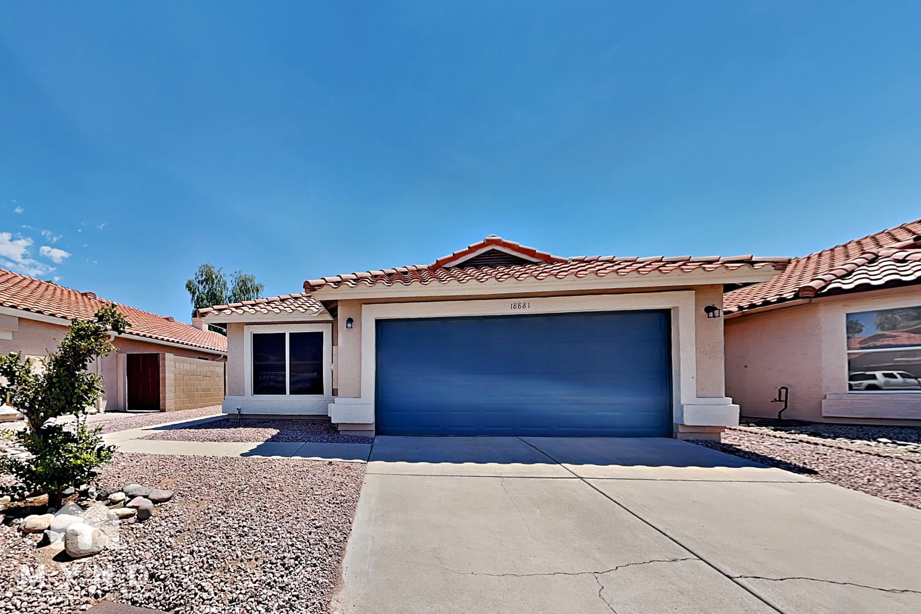 18881 N 77th Ave Glendale, AZ 85308 photo 2