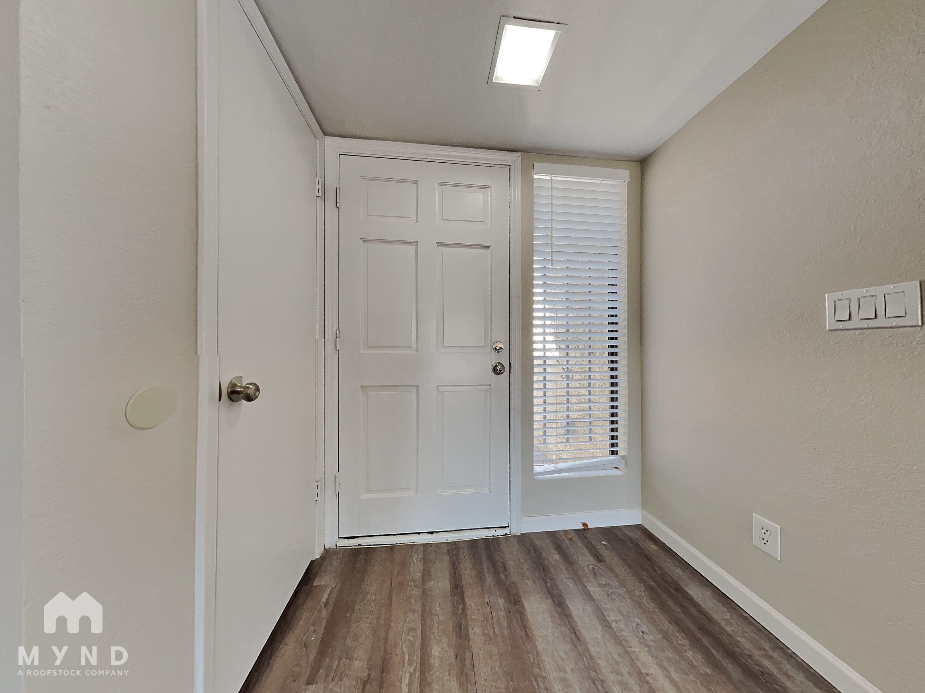 4816 W Sierra Vista Dr Glendale, AZ 85301 photo 2