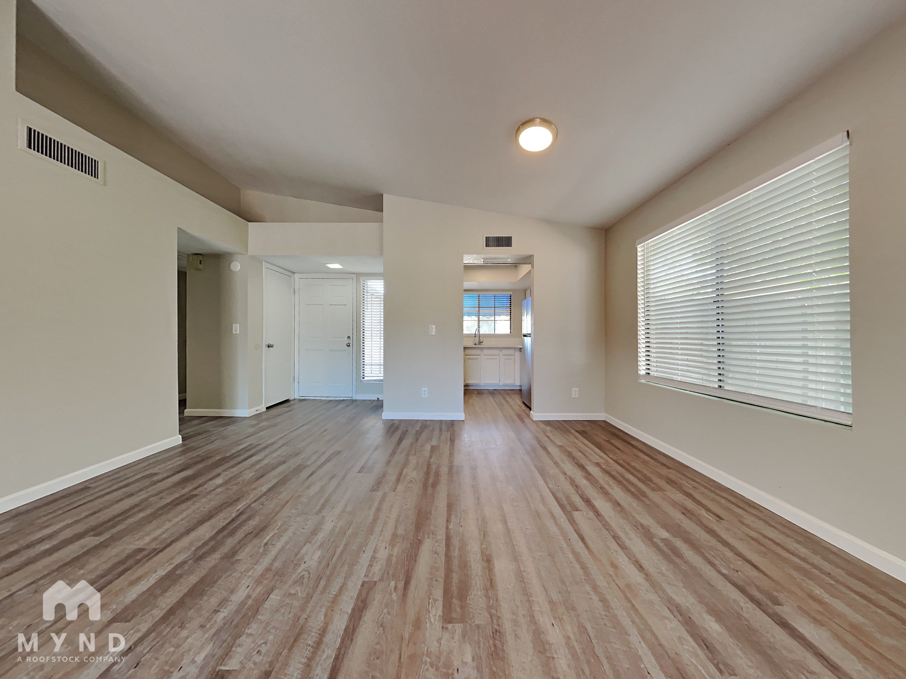 4816 W Sierra Vista Dr Glendale, AZ 85301 photo 4