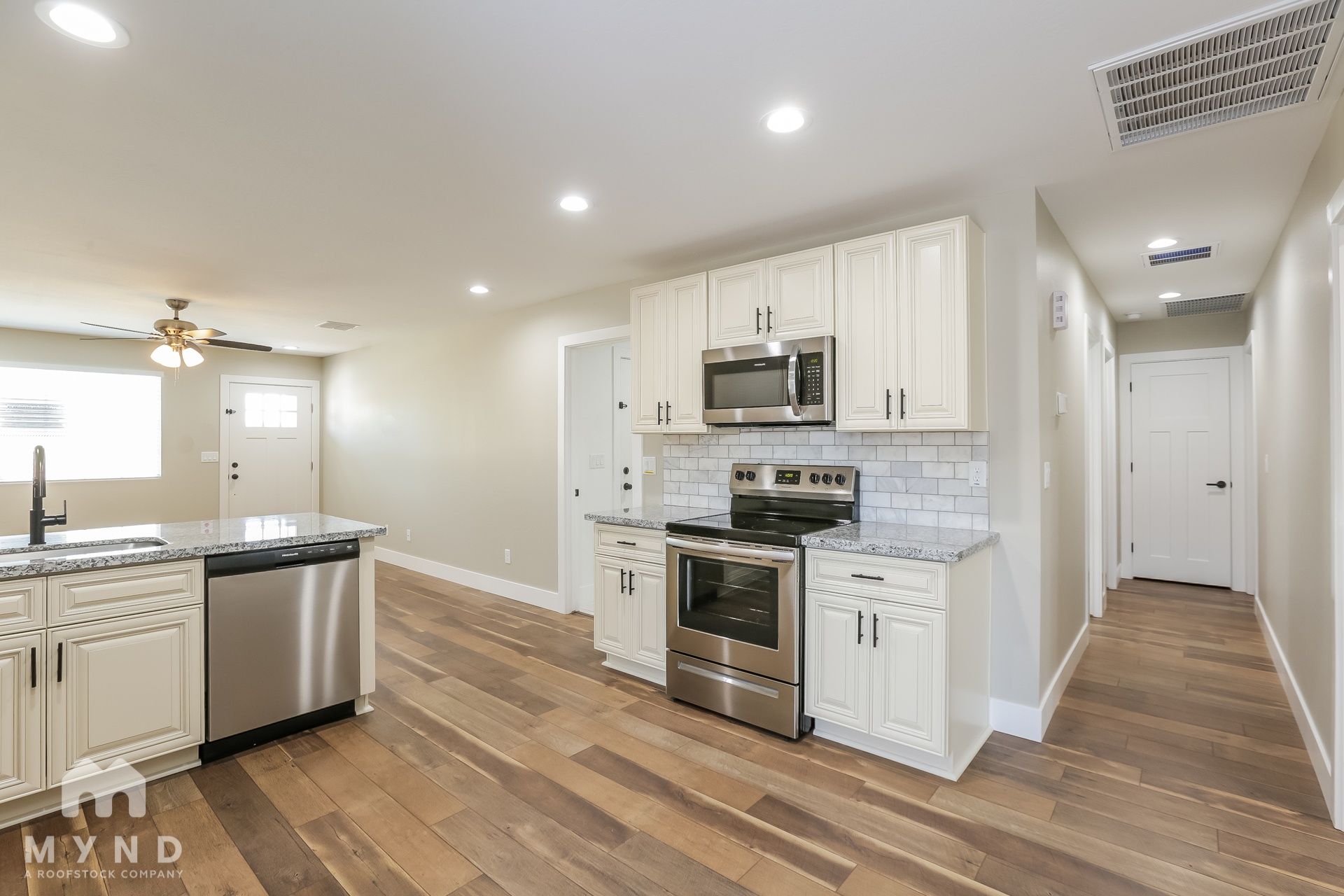 5108 S 23rd Ave Phoenix, AZ 85041 photo 5