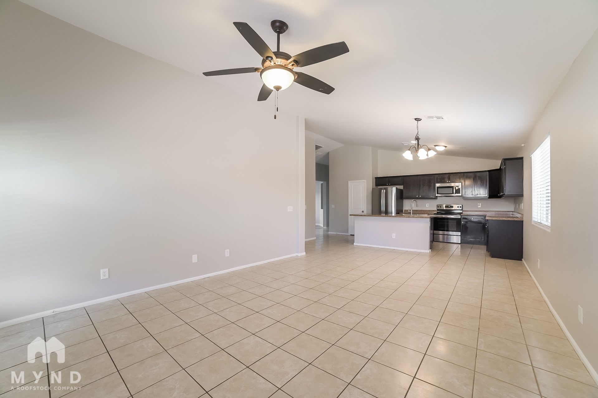 3023 S 87th Dr Tolleson, AZ 85353 photo 4
