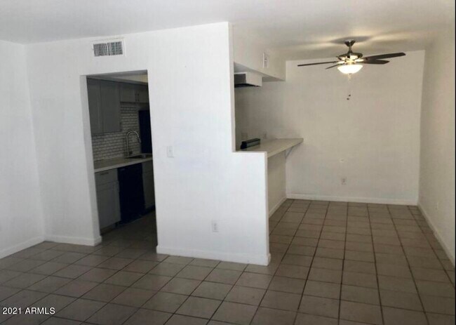 18202 N Cave Creek Rd Phoenix, AZ 85032 photo 2