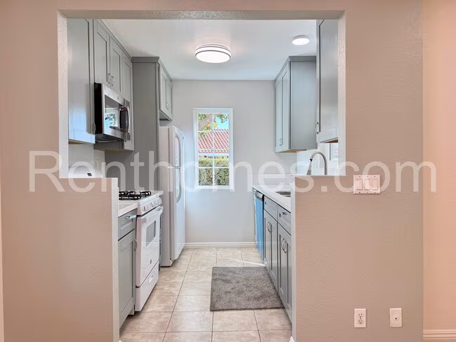 10750 Aderman Ave San Diego, CA 92126 photo 5