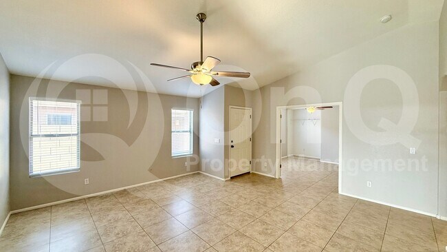 1045 E Nardini St San Tan Valley, AZ 85140 photo 2