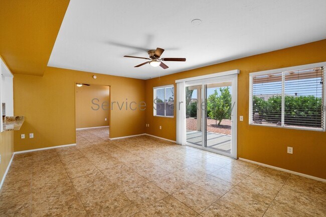 9425 W Rolling Hills Dr Sun City, AZ 85351 photo 5