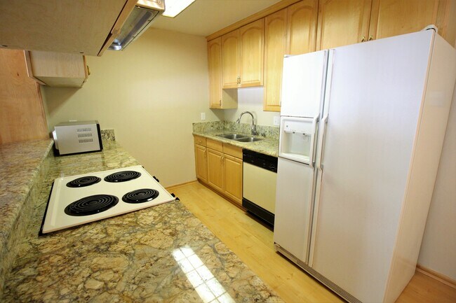 6780 Friars Rd San Diego, CA 92108 photo 5