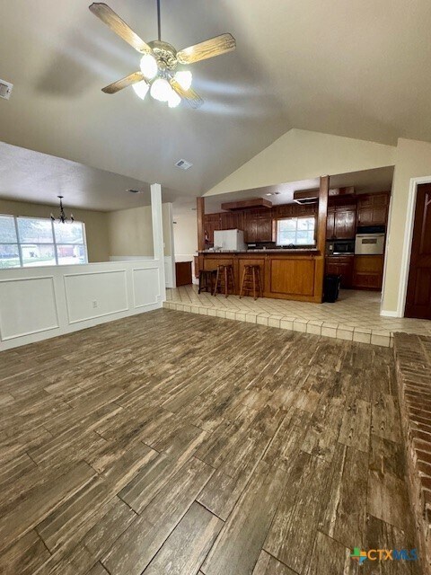 1301 Fieldcrest New Braunfels, TX 78130 photo 5