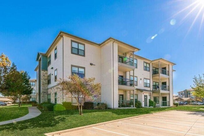 13900 Chadwick Pkwy Northlake, TX 76262 photo 2