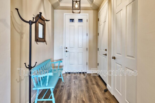 30737 South Osprey Drive, Oracle, AZ 85623 photo 4