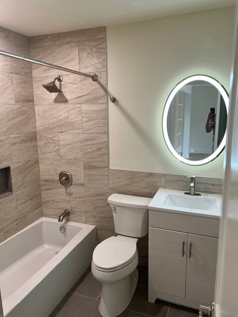 East Village Apartments photo 3