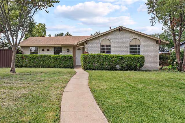 2804 Royal Oaks Drive, Plano, TX 75074 photo 2