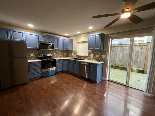 4532 S Puget Sound Ave Tacoma, WA 98409 photo 3