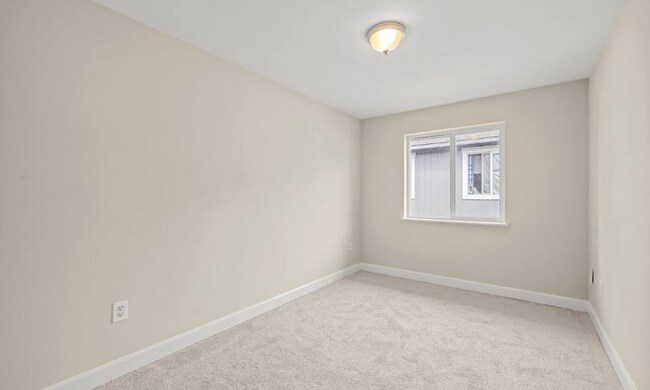 4532 S Puget Sound Ave Tacoma, WA 98409 photo 4